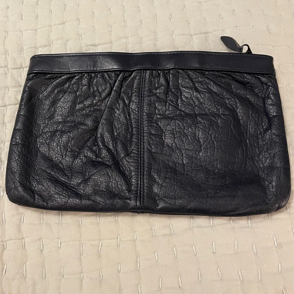Black Vintage Genuine leather clutch bag. - Picture 2 of 6